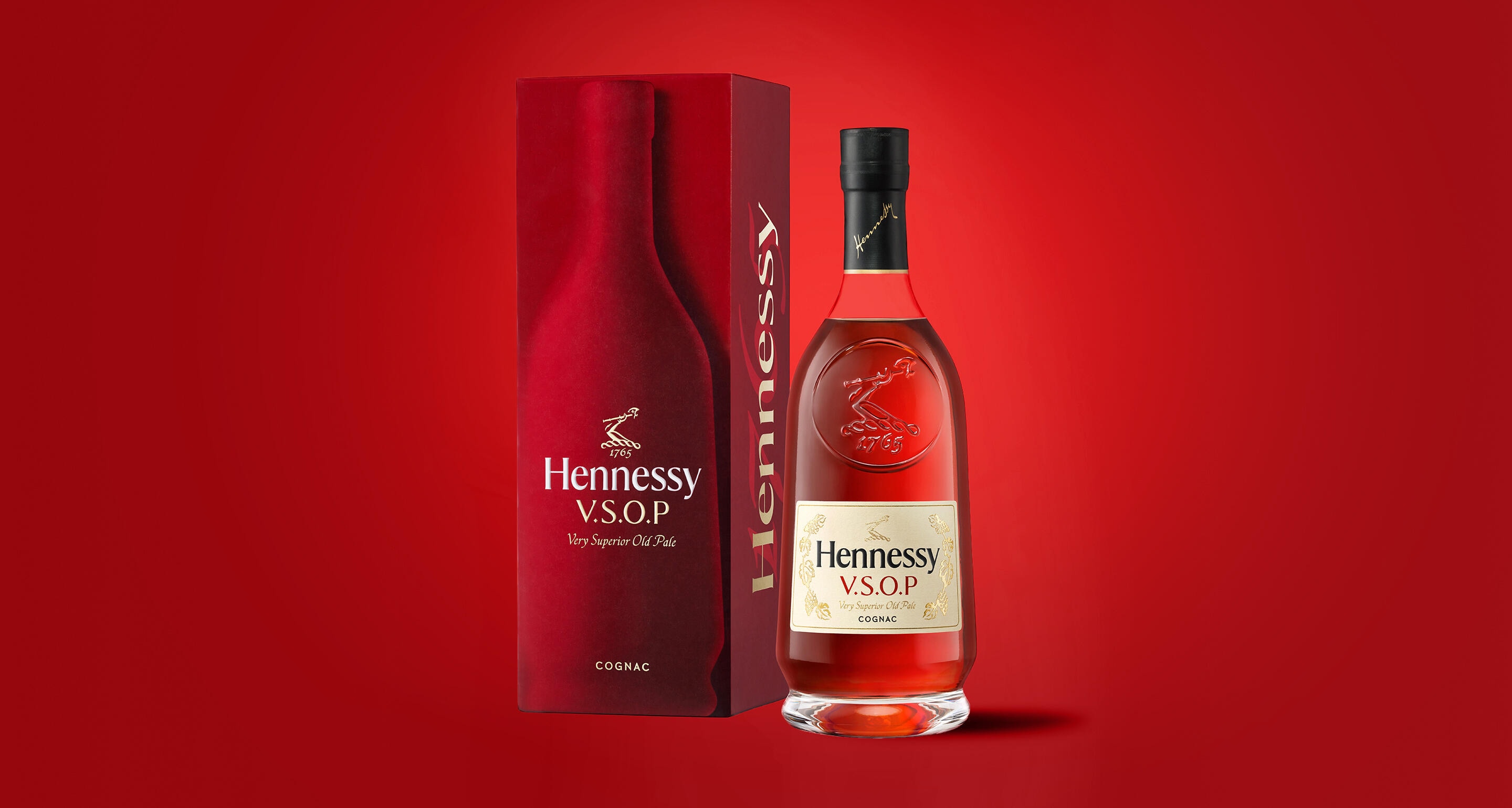 Hennessy V.S.O.P ขนาดลิตร ใหม่ล่าสุดกล่องแดงสุดหรู พร้อมส่งทันที!